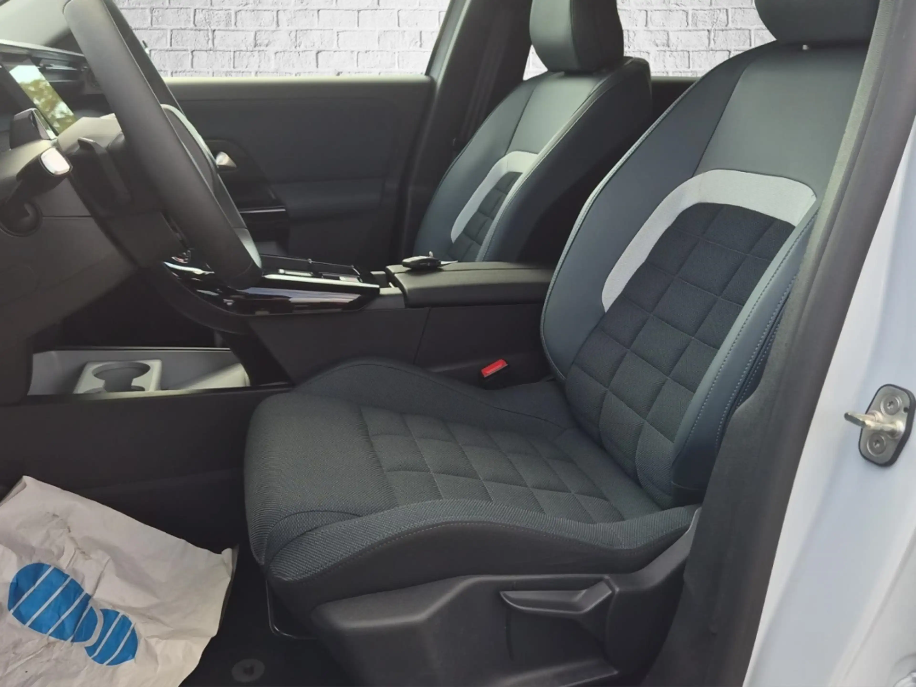 Citroen C5 Aircross Hybrid 145 DSC6 Plus ''Neues Modell'' — photo 12