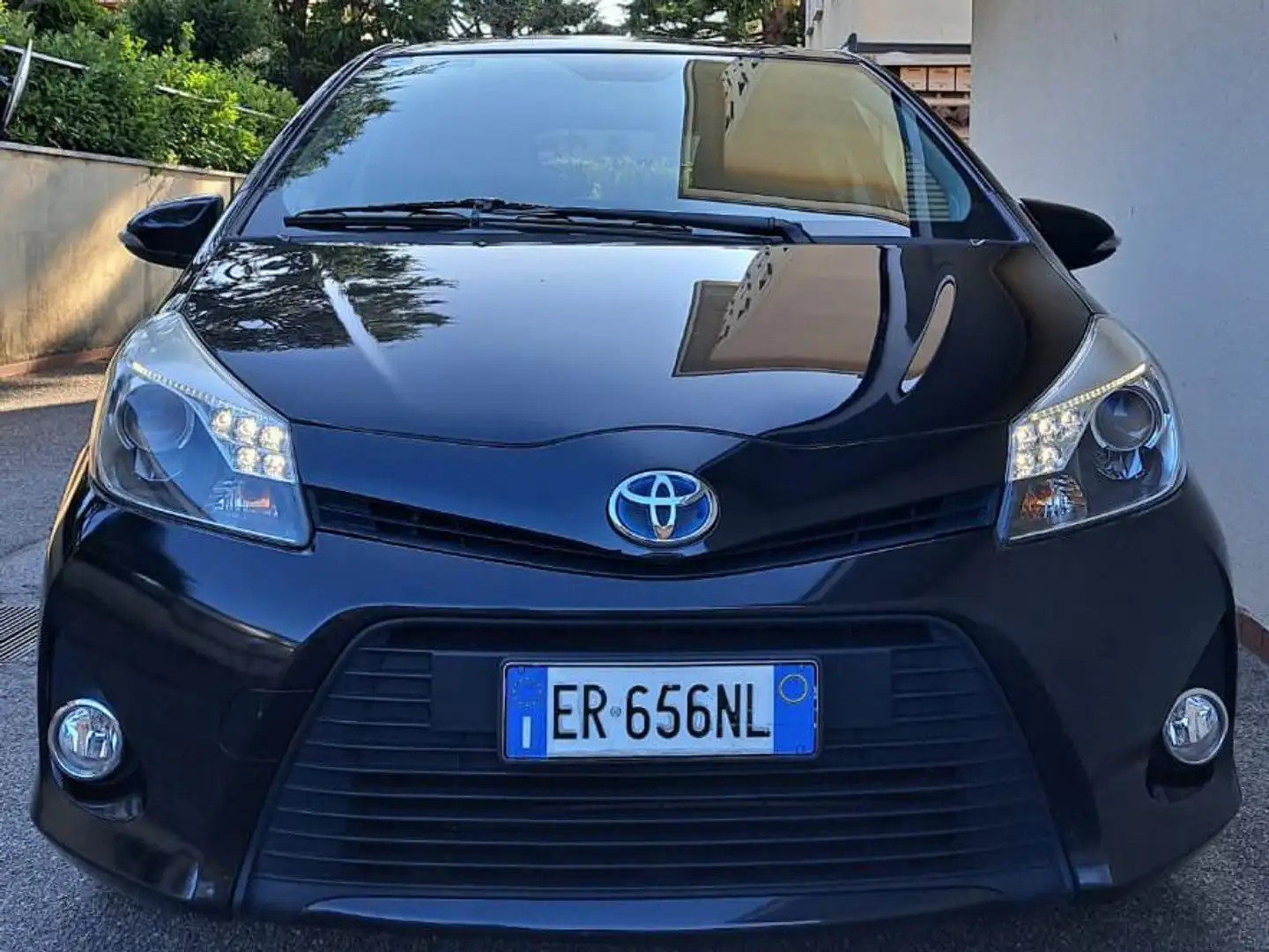 Toyota Yaris Yaris III 20115p 1.5h Style Nero - 1