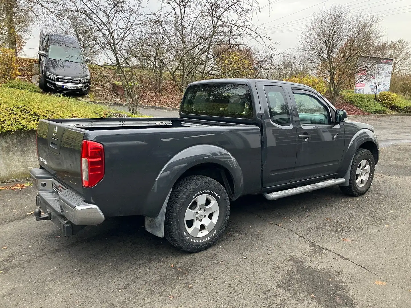 Nissan Navara KC 3,5T / "Wohnkabinenfertig" Grau - 2