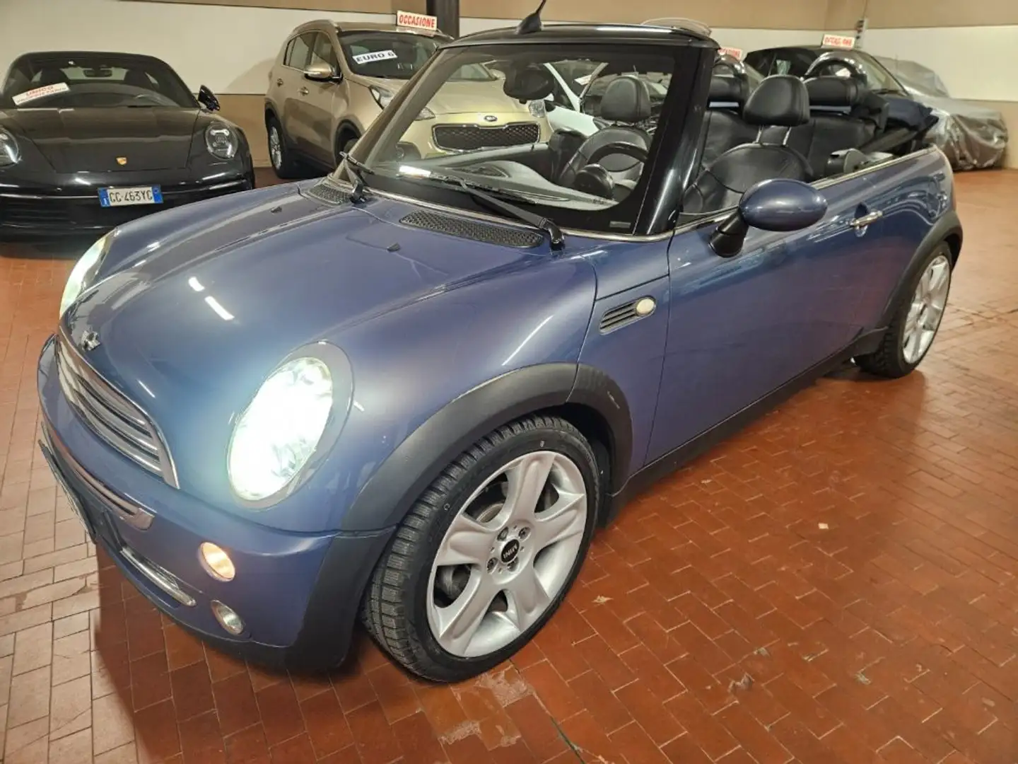 MINI Cooper Cabrio 1.6 PERFETTA Blauw - 1