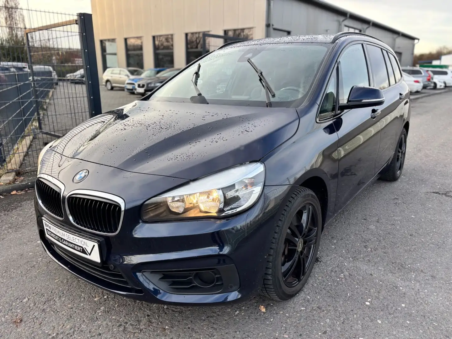 BMW 220 Gran Tourer 220i Automatik/Navi+/Leder/7-Sitze Bleu - 1