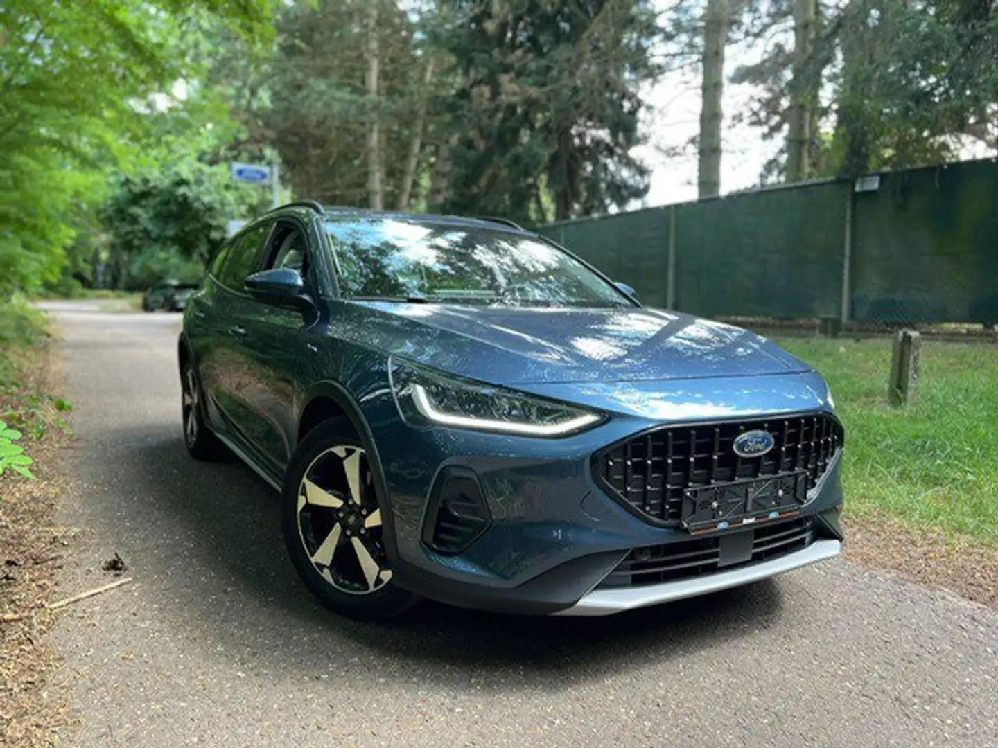Ford Focus EcoBoost mHEV Active X Blauw - 2