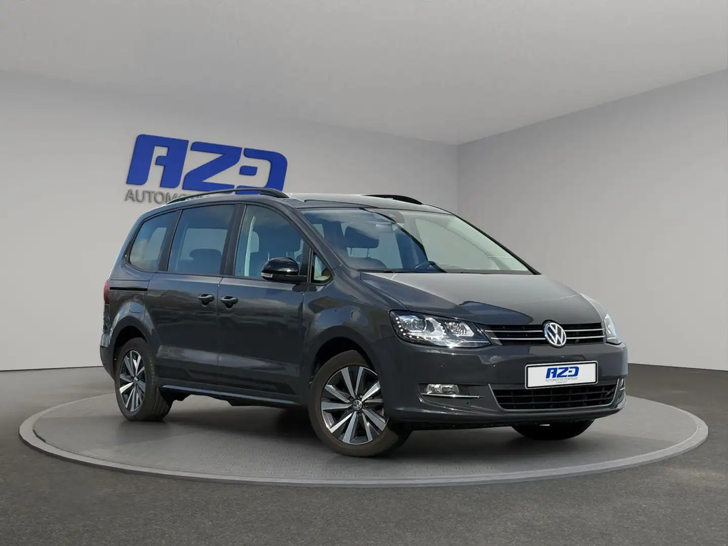 Volkswagen Sharan 1.4 TSI DSG 7SITZ STNDHZ LEDER AHK R-KAM ACC Grau - 2