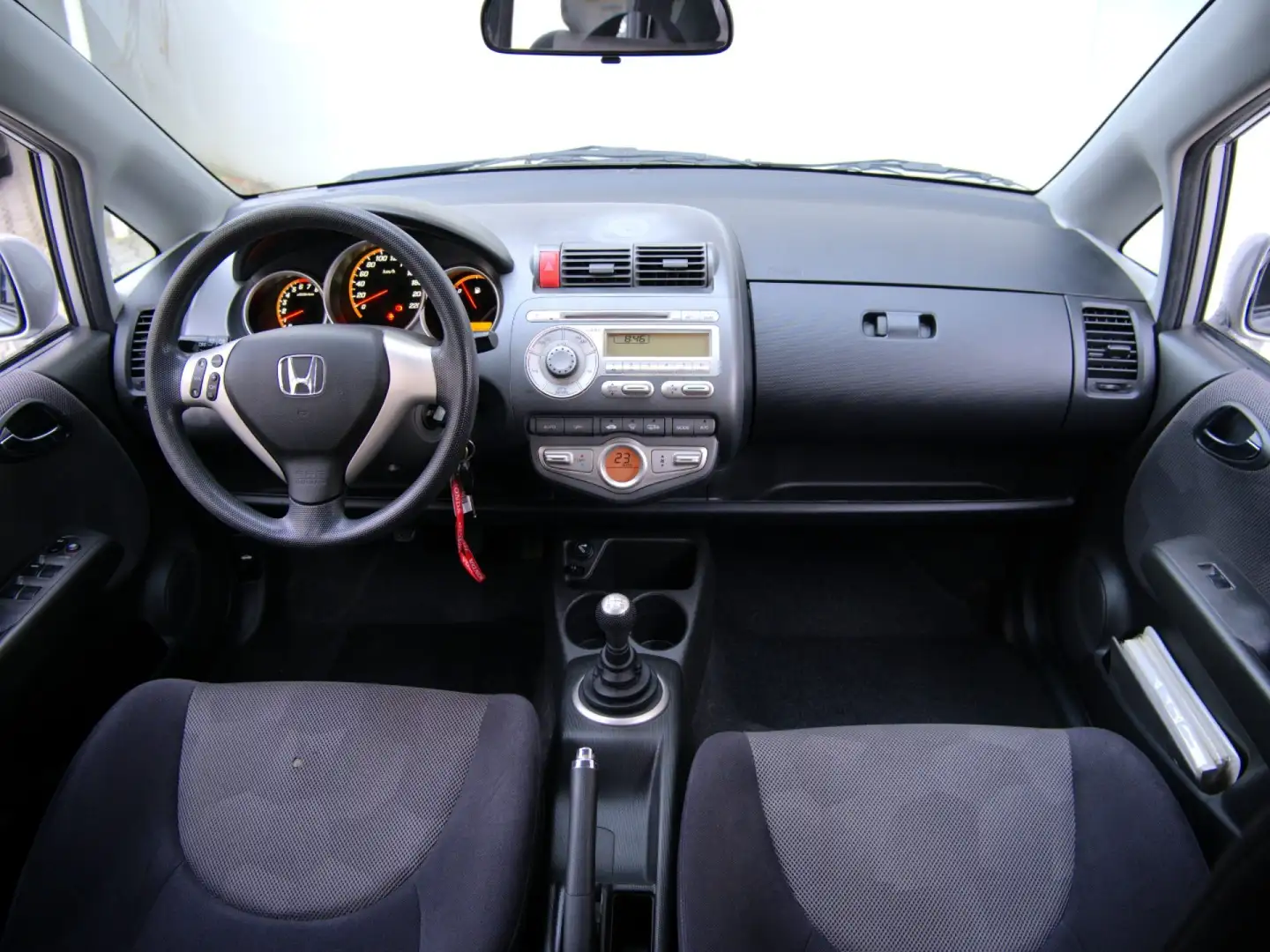 Honda Jazz 1.4 i-DSi 5p. Graph. VSA Silber - 2