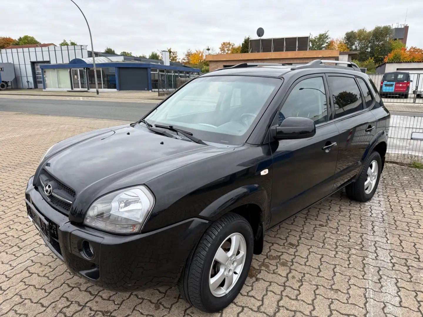 Hyundai TUCSON 2.0 CRDi VGT GLS Schwarz - 1