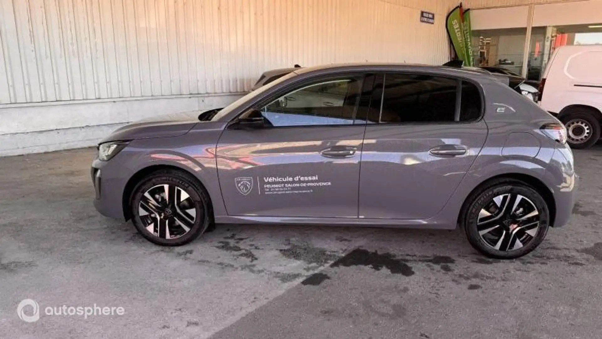 Peugeot 208 e-208 136ch Allure - 2