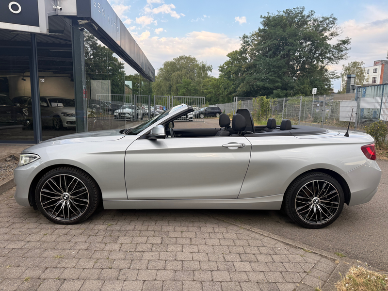 BMW 218 i Cabriolet Sport Edition Xenon Siège Chauffant * 12 MOIS GARANTIE * — photo 8