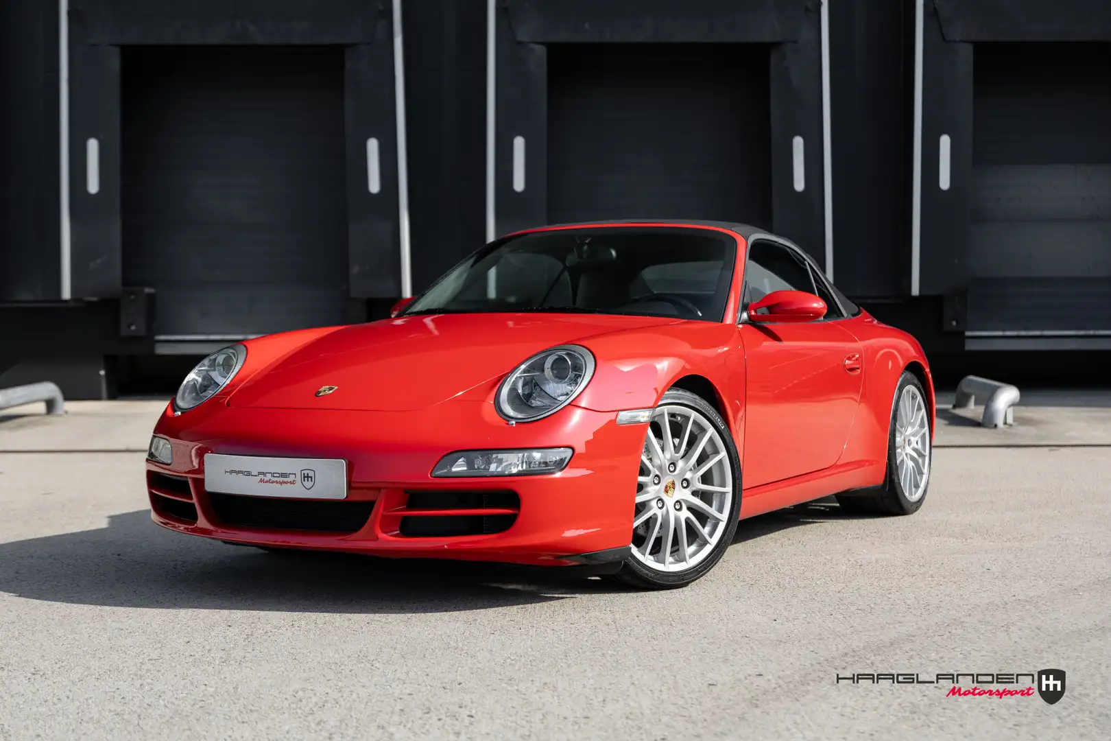 Porsche 997 911/997 Cabrio NL Auto 3.6 Carrera Rouge - 1