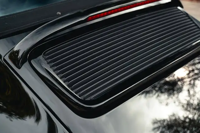 Porsche 911 view 19
