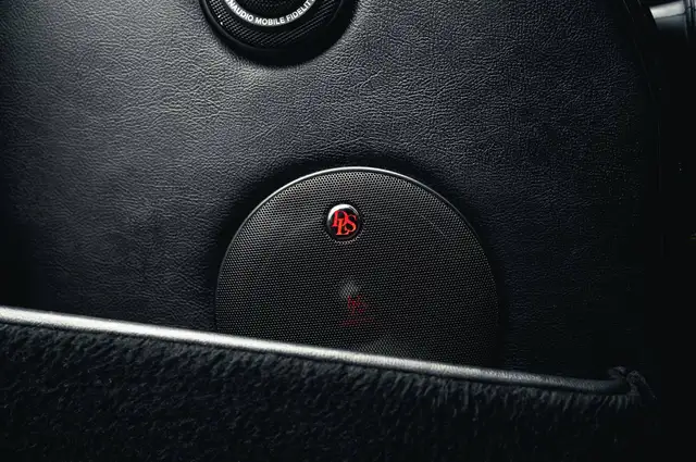 Porsche 911 view 17