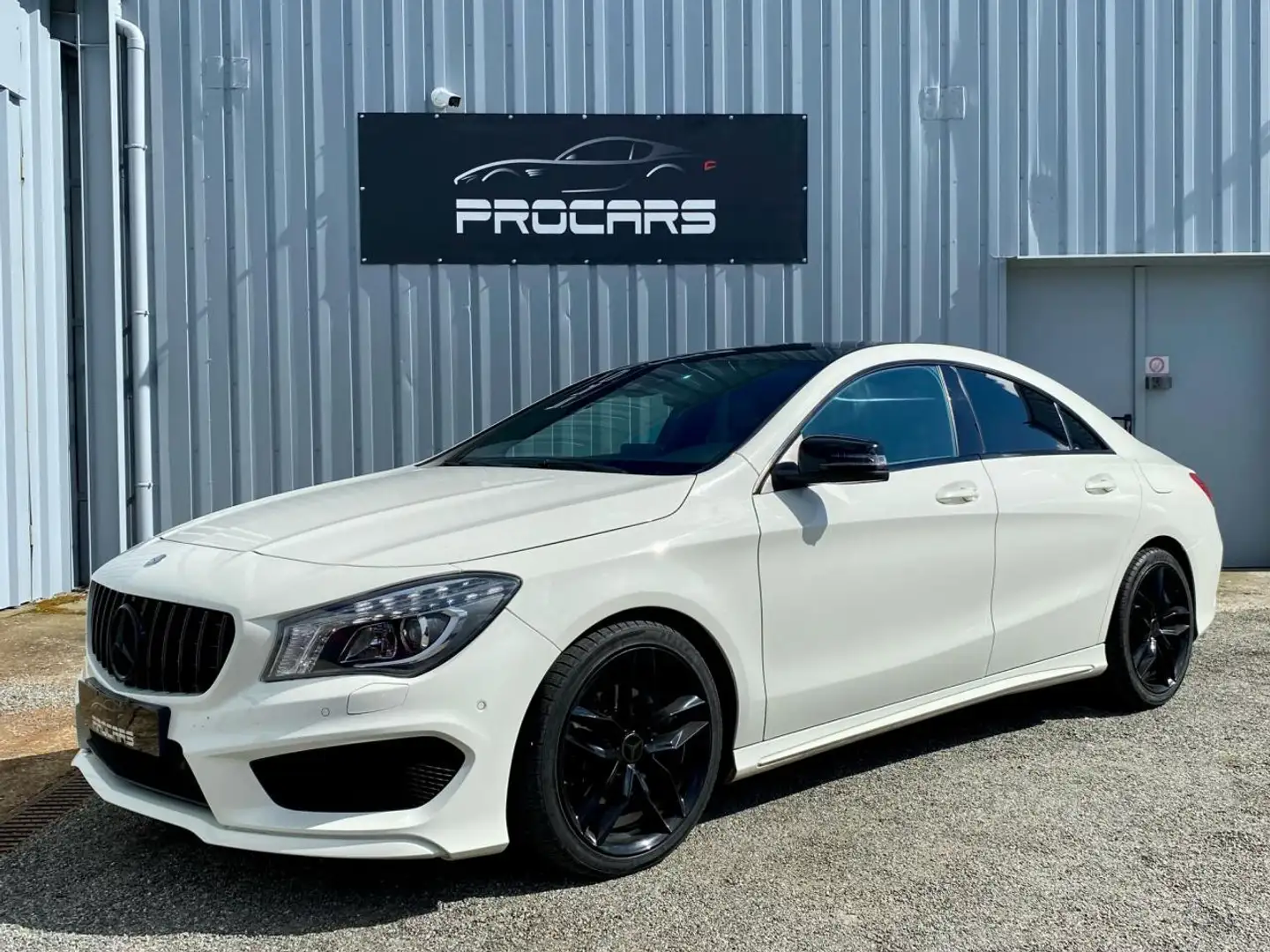 Mercedes-Benz CLA 200 CLA 200 - BV 7G-DCT  - BM 117 Fascination Pack AMG line Weiß - 1