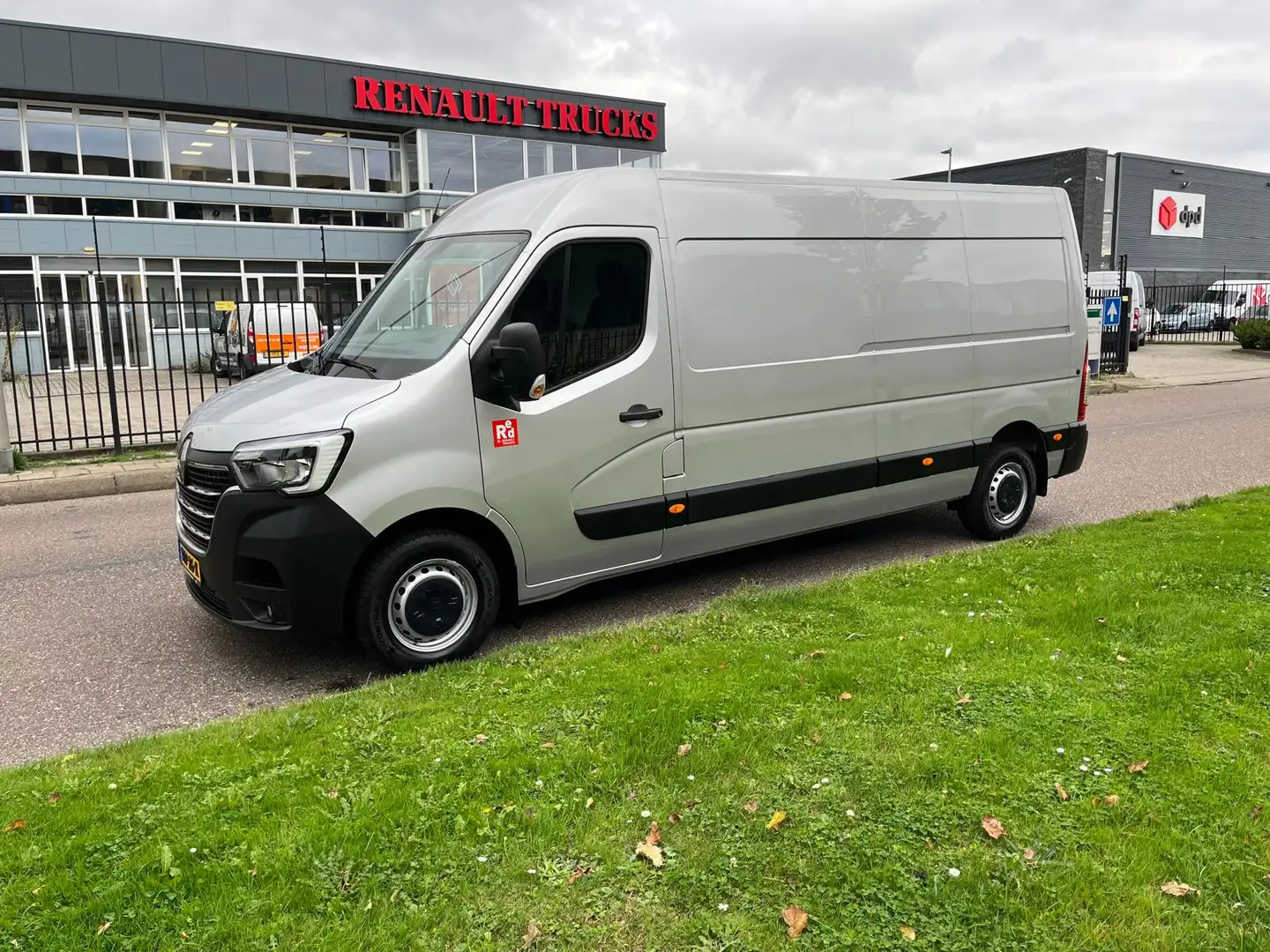 Renault Master 180.35 L3 H2 , Euro 6, 180 pk, Airco, Camera, Nav. Grijs - 2