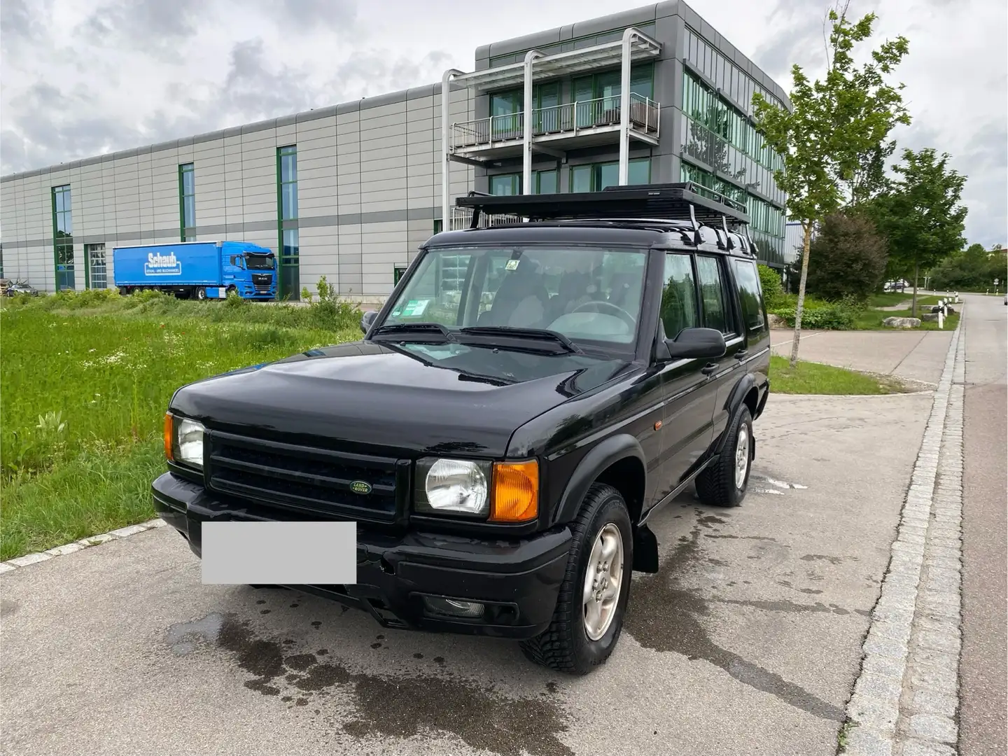 Land Rover Discovery V8i Fekete - 1
