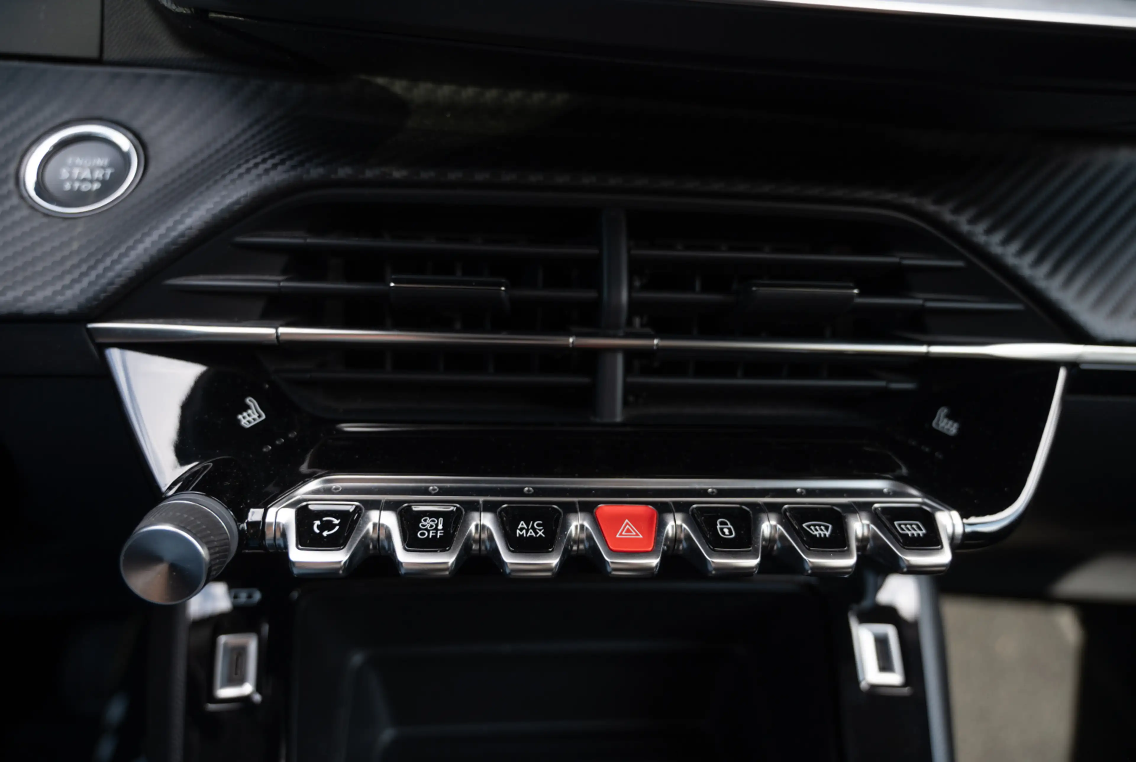 Peugeot 2008 Active Pack Elektromotor 136 *WÄRMEPUMPE*180°KAMERA* — photo 7