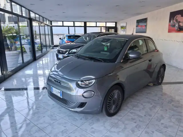 Fiat 500e 500  42 kWh Icon