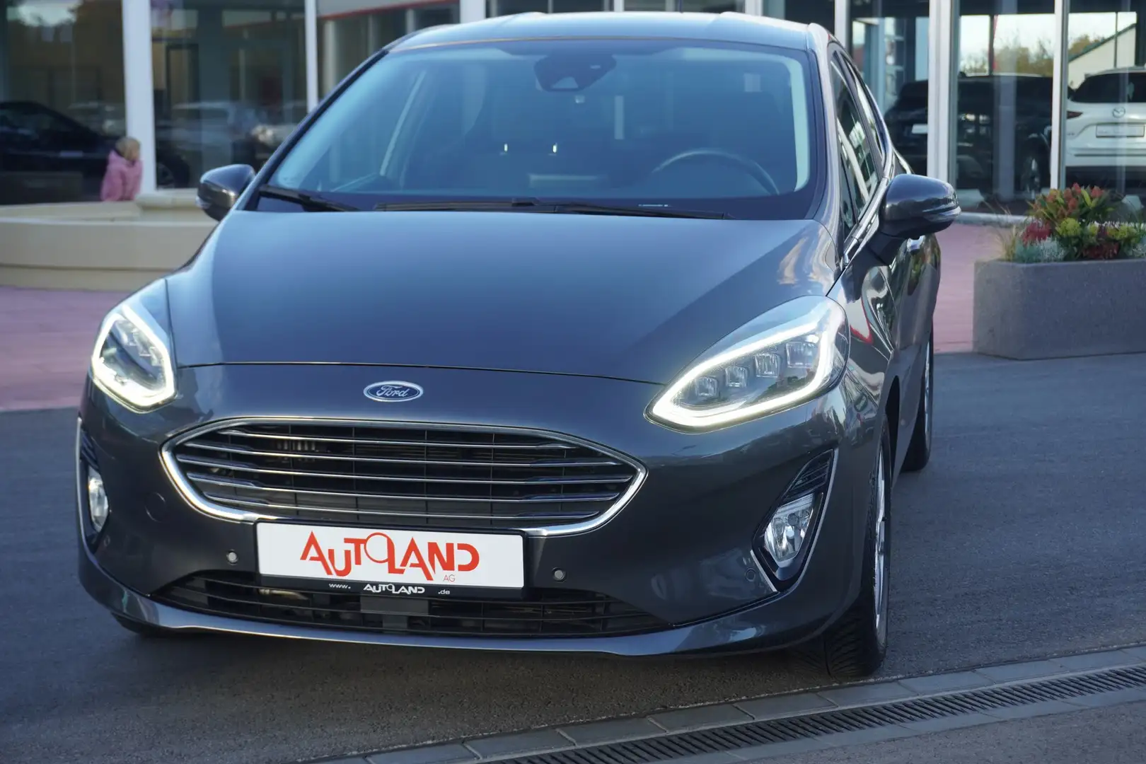 Ford Fiesta 1.0 M-Hybrid Titanium LED Navi Kamera DAB Grau - 1