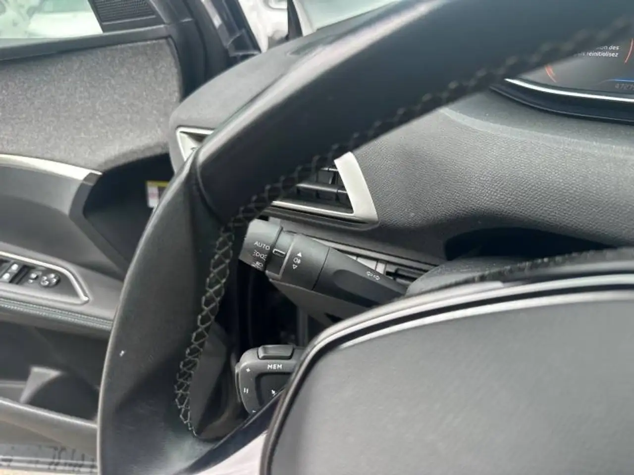 Peugeot 3008 2 1.5 BlueHDi 96kW S&S Allure Pack, миниатюра 14