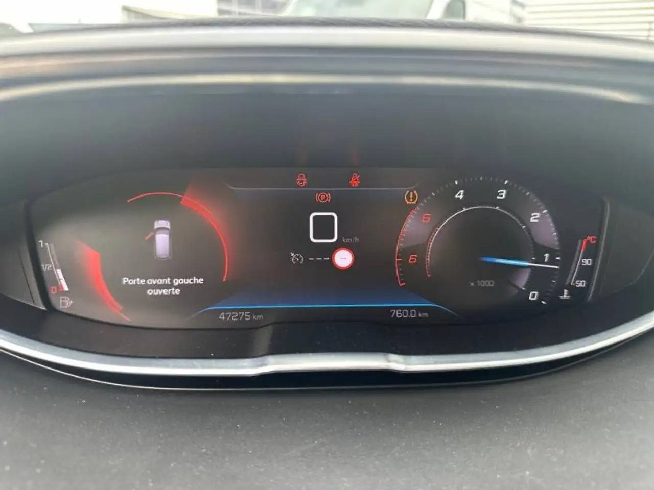 Peugeot 3008 2 1.5 BlueHDi 96kW S&S Allure Pack, миниатюра 17