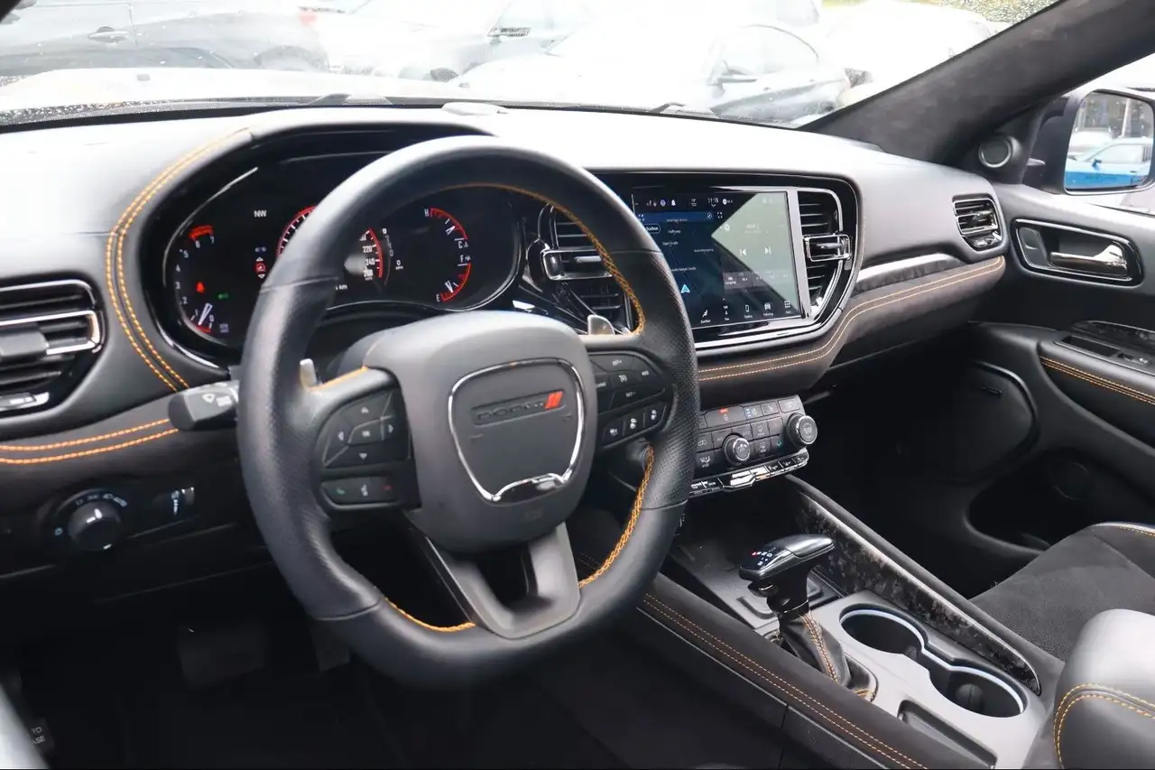 Dodge Durango 2023 — фото 14