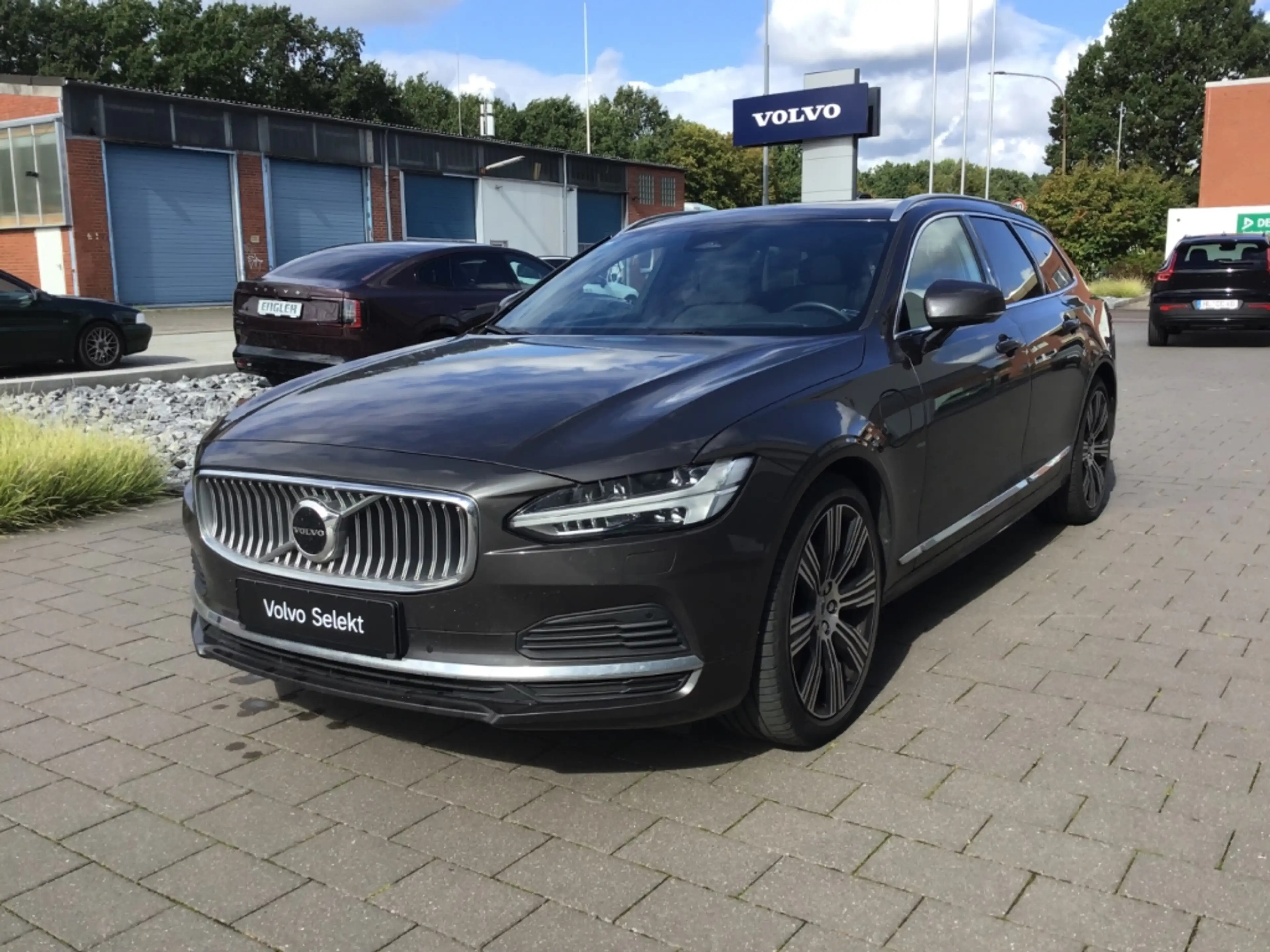 Volvo V90 T8 Ultimate Bright AWD Stdhzg. PanoDach Cam — photo 2