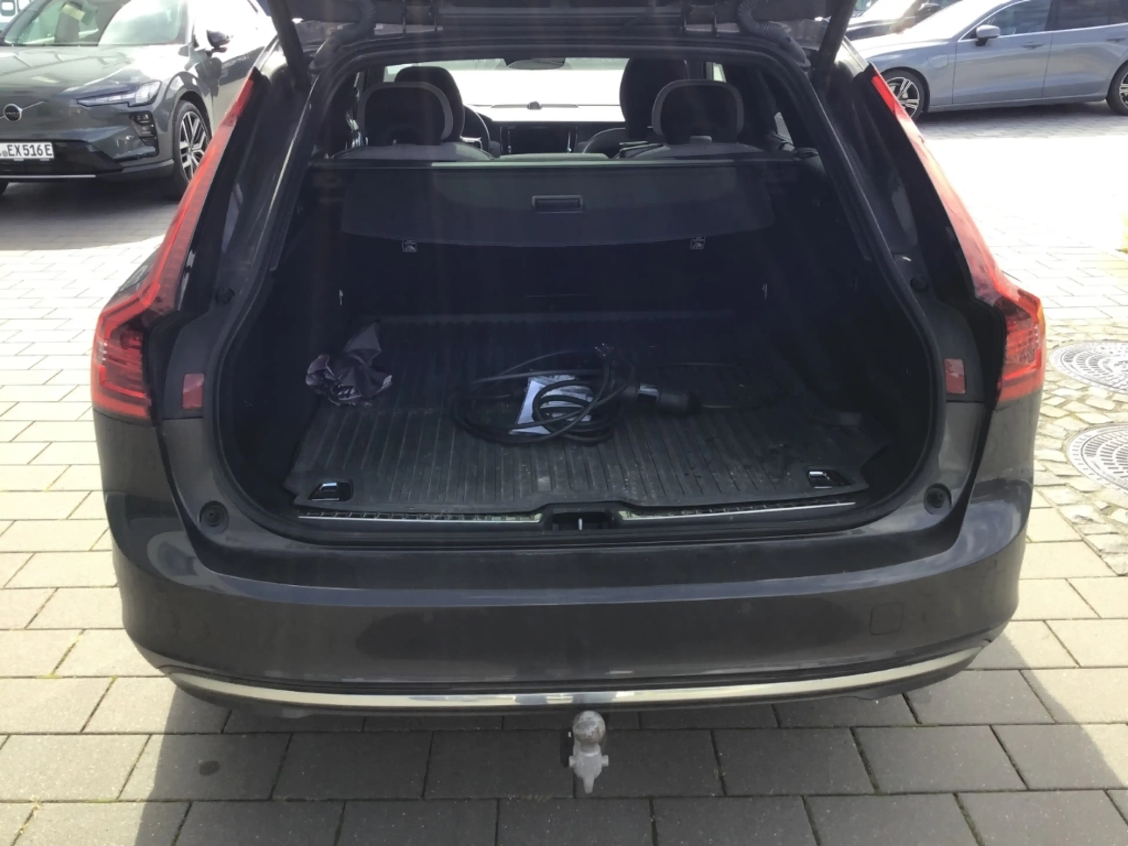 Volvo V90 T8 Ultimate Bright AWD Stdhzg. PanoDach Cam — photo 8