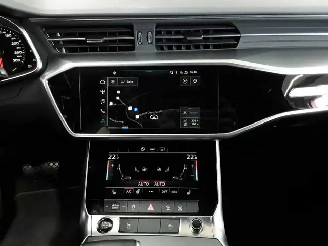 Audi A6 Avant view 6