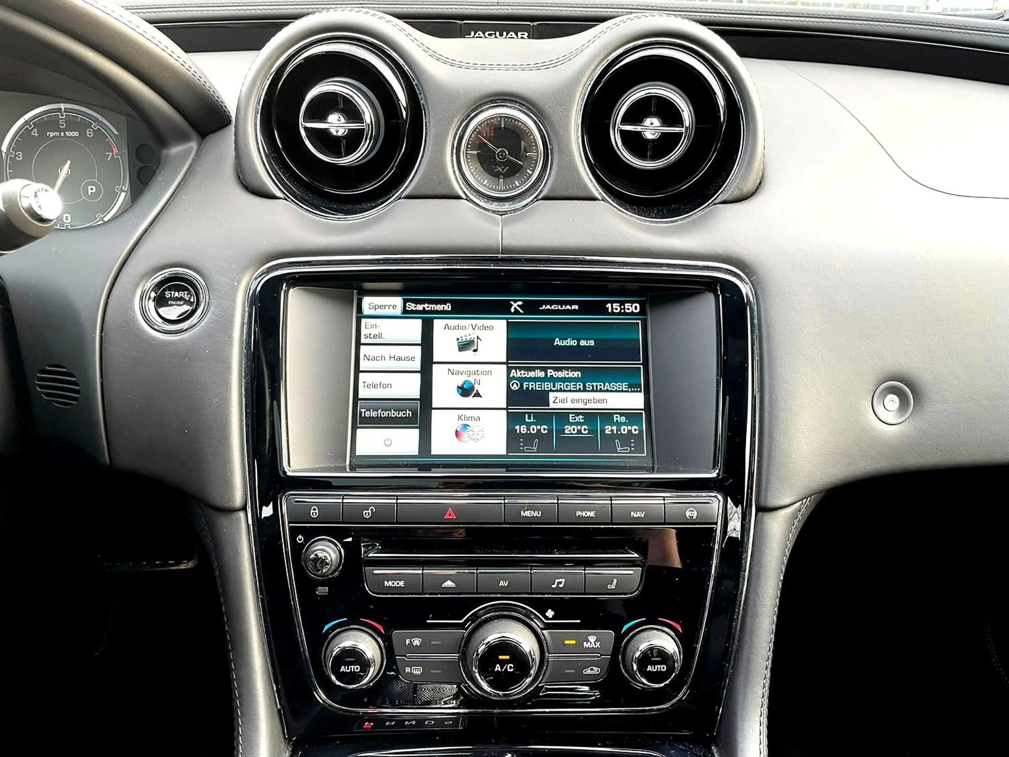 Jaguar XJ PREMIUM LUXURY AWD — photo 8