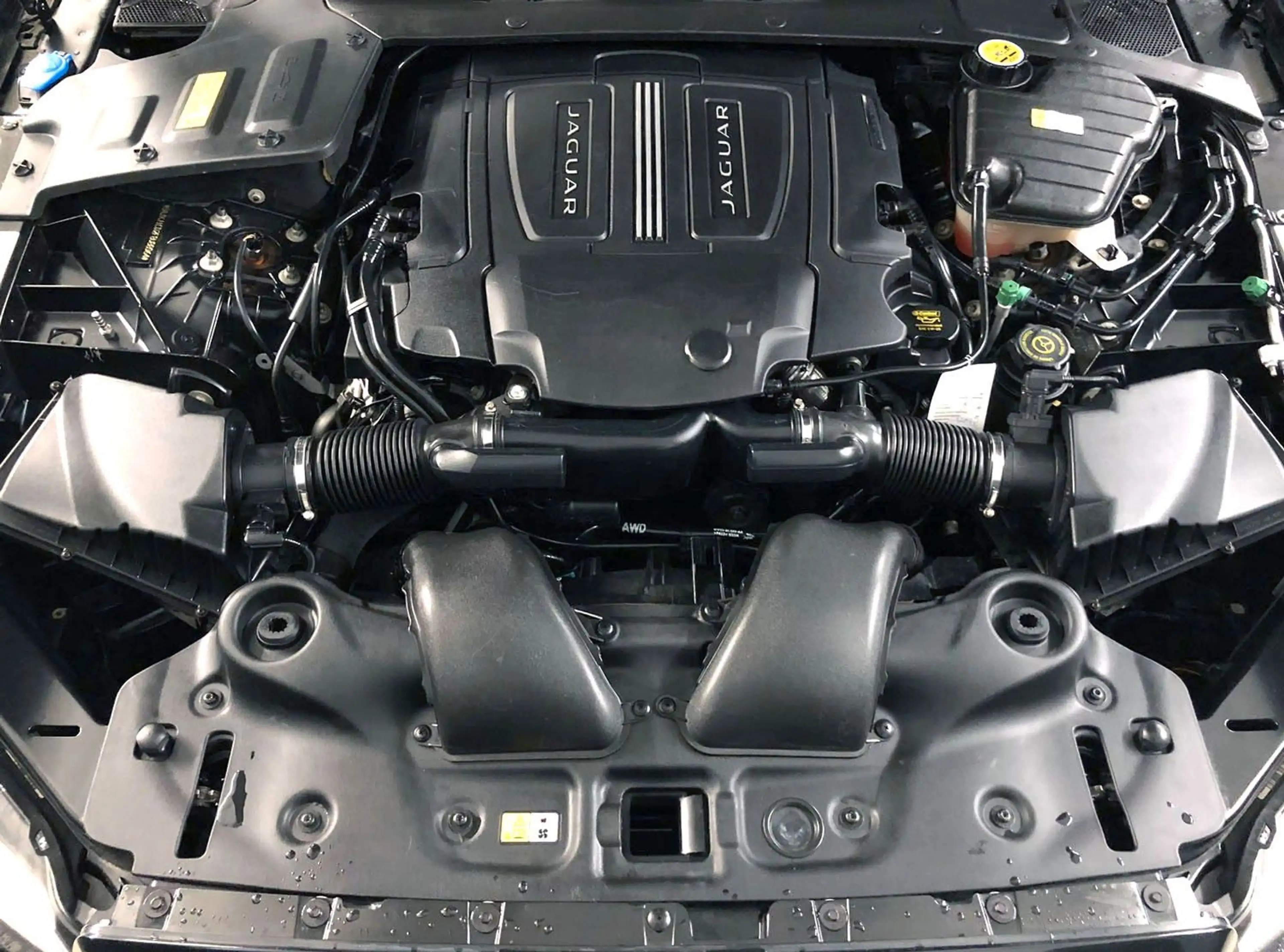 Jaguar XJ PREMIUM LUXURY AWD — photo 20
