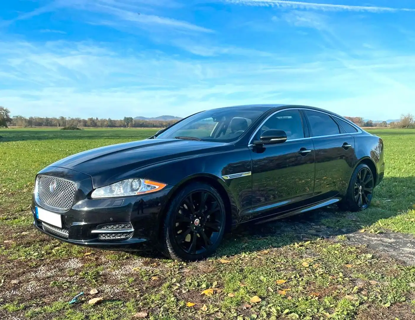 Jaguar XJ PREMIUM LUXURY AWD Schwarz - 1