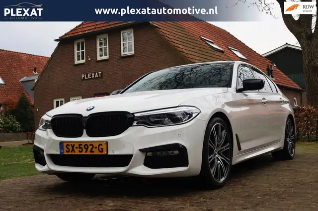 BMW 520 5-serie 520i High Executive Aut. | M-Pakket | Pano