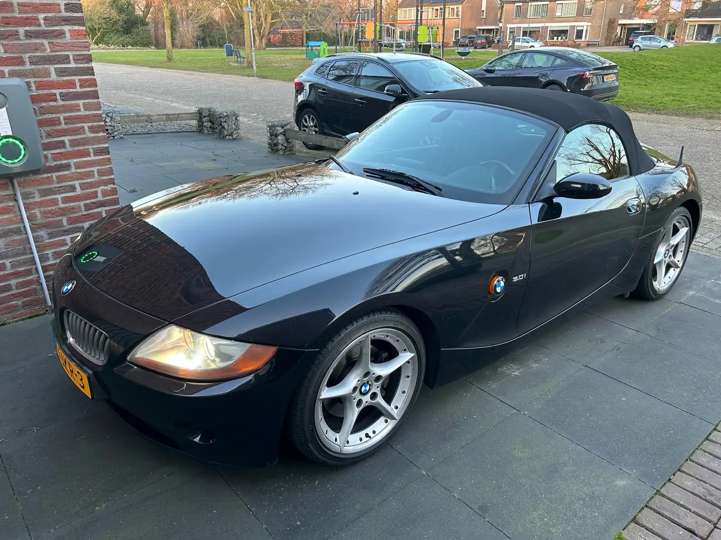 BMW Z4 Roadster 3.0i + Hardtop + Recent groot onderhoud Чёрный - 1