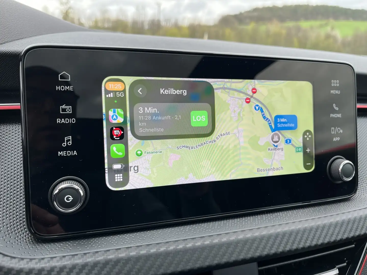 Skoda Kamiq 1,5 TSI DSG Monte Carlo + Panoramadach + Kamera + Grau - 2