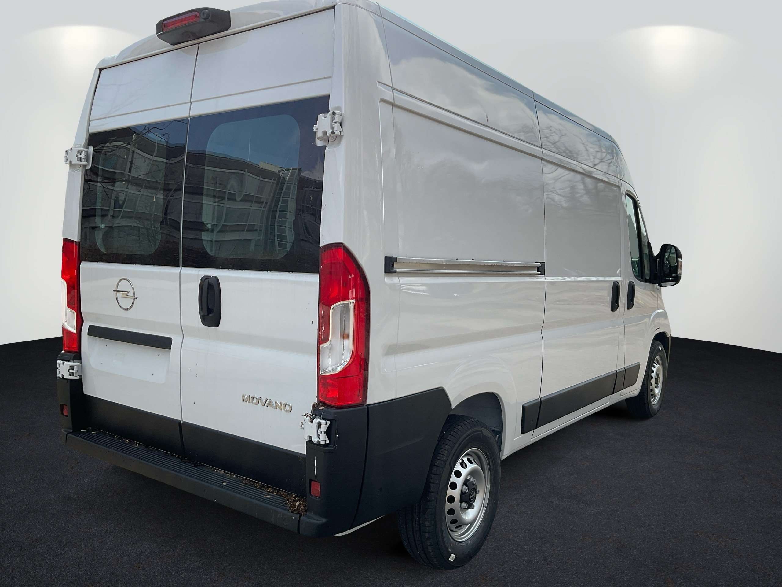 Opel Movano