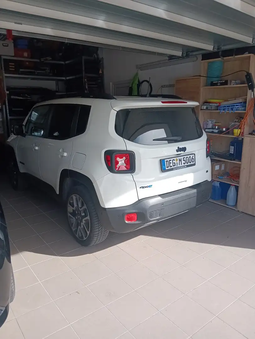 Jeep Renegade 1.3 PHEV 240PS AT 4xe S Allrad - 2