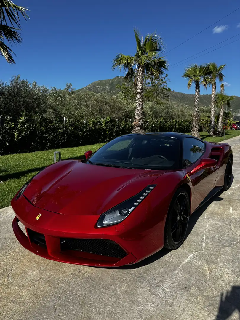 Ferrari 488 Coupe 3.9 GTB “rosso fuoco” lift/carbon Rouge - 1