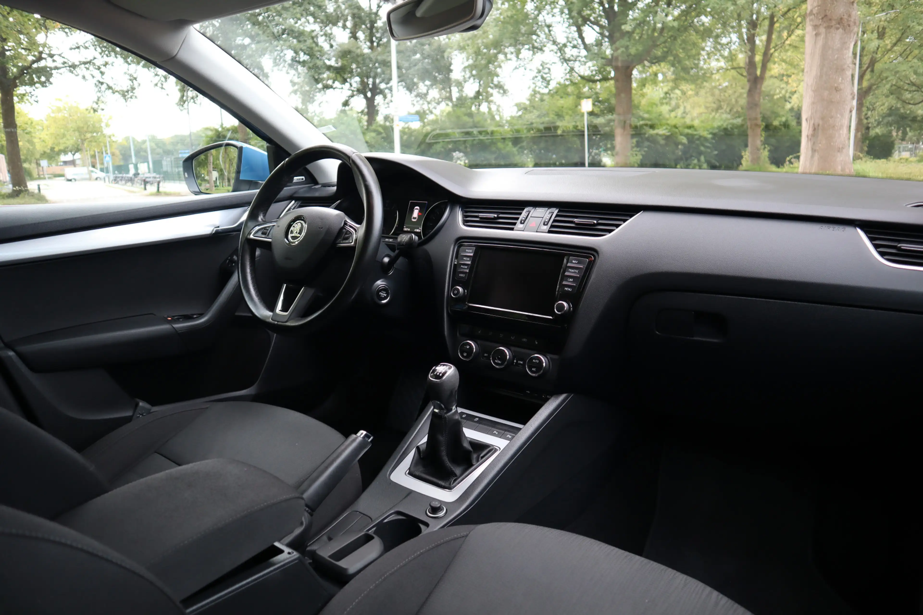 Skoda Octavia Combi 1.8 TSI Greentech Style Business | Trekhaak — photo 10