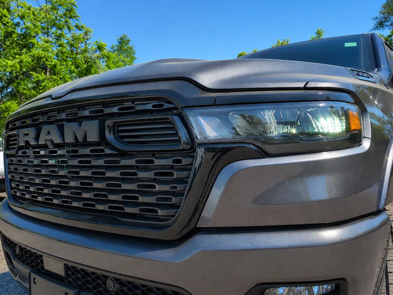 RAM 1500 снимка RAM 1500