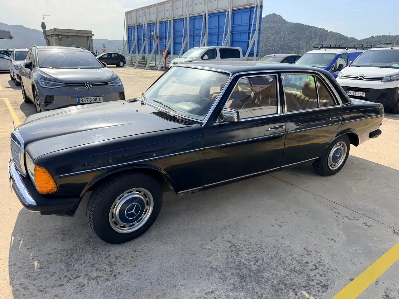 Mercedes-Benz 200 W123 200 Automático, foto 4