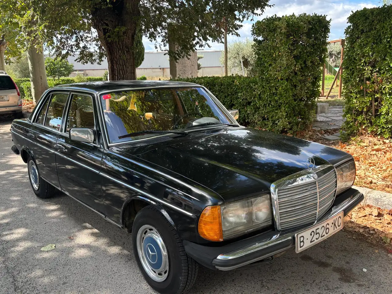 Mercedes-Benz 200 W123 200 Automático, foto 2