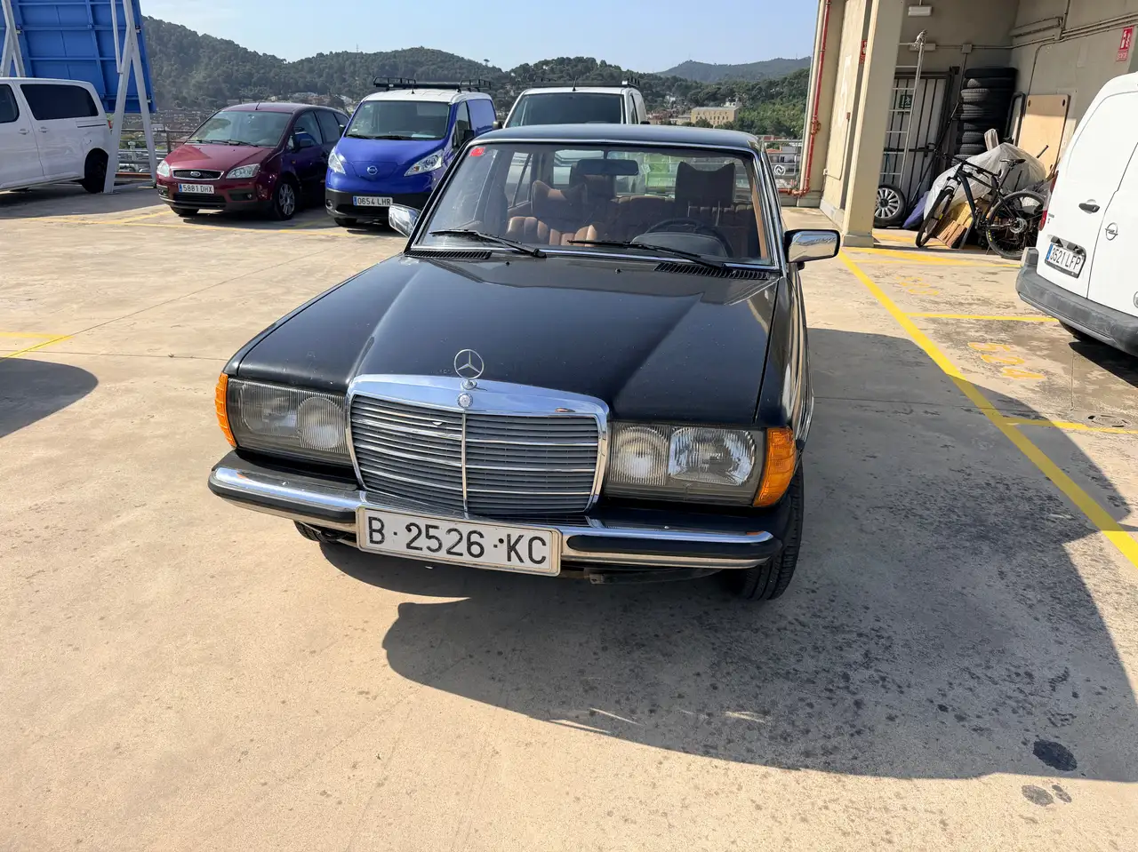 Mercedes-Benz 200 W123 200 Automático, foto 3