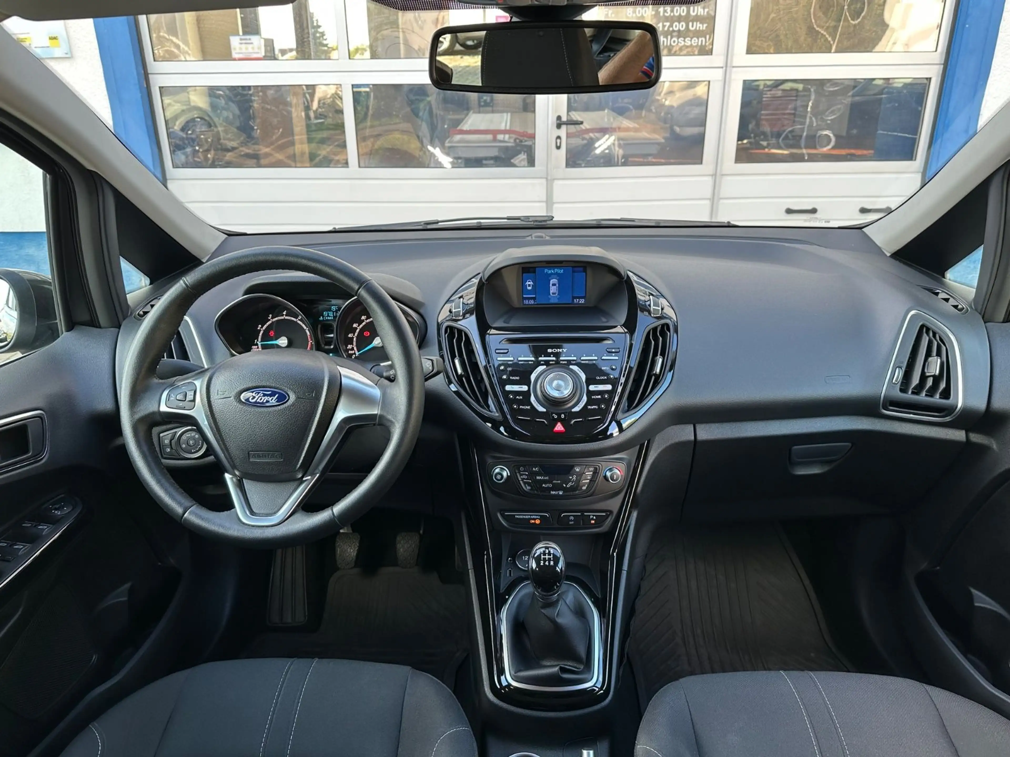 Ford B-Max 1,0 EcoBoost, Titanium, Navi, Winter-Paket — photo 11