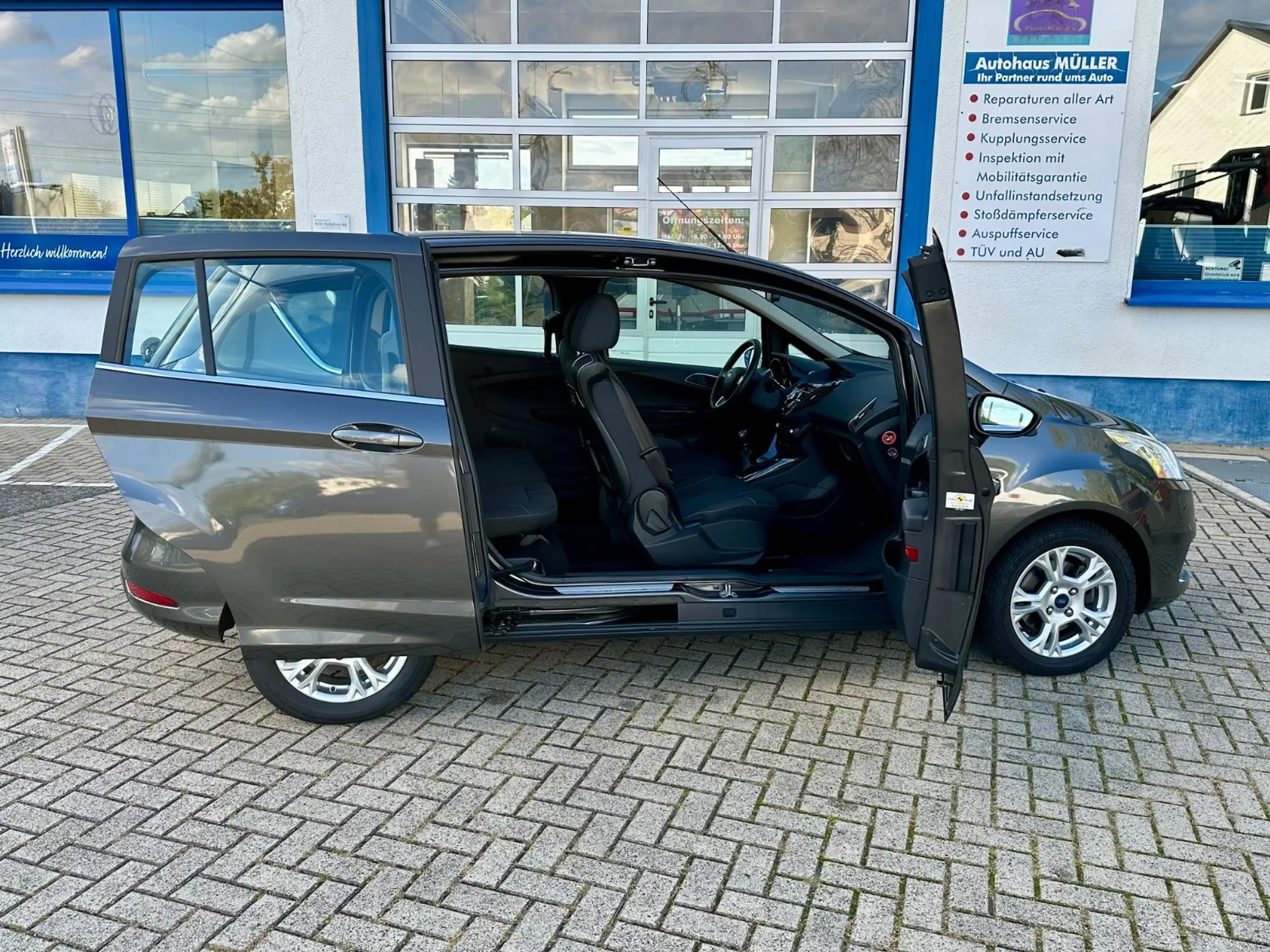 Ford B-Max 1,0 EcoBoost, Titanium, Navi, Winter-Paket — photo 9