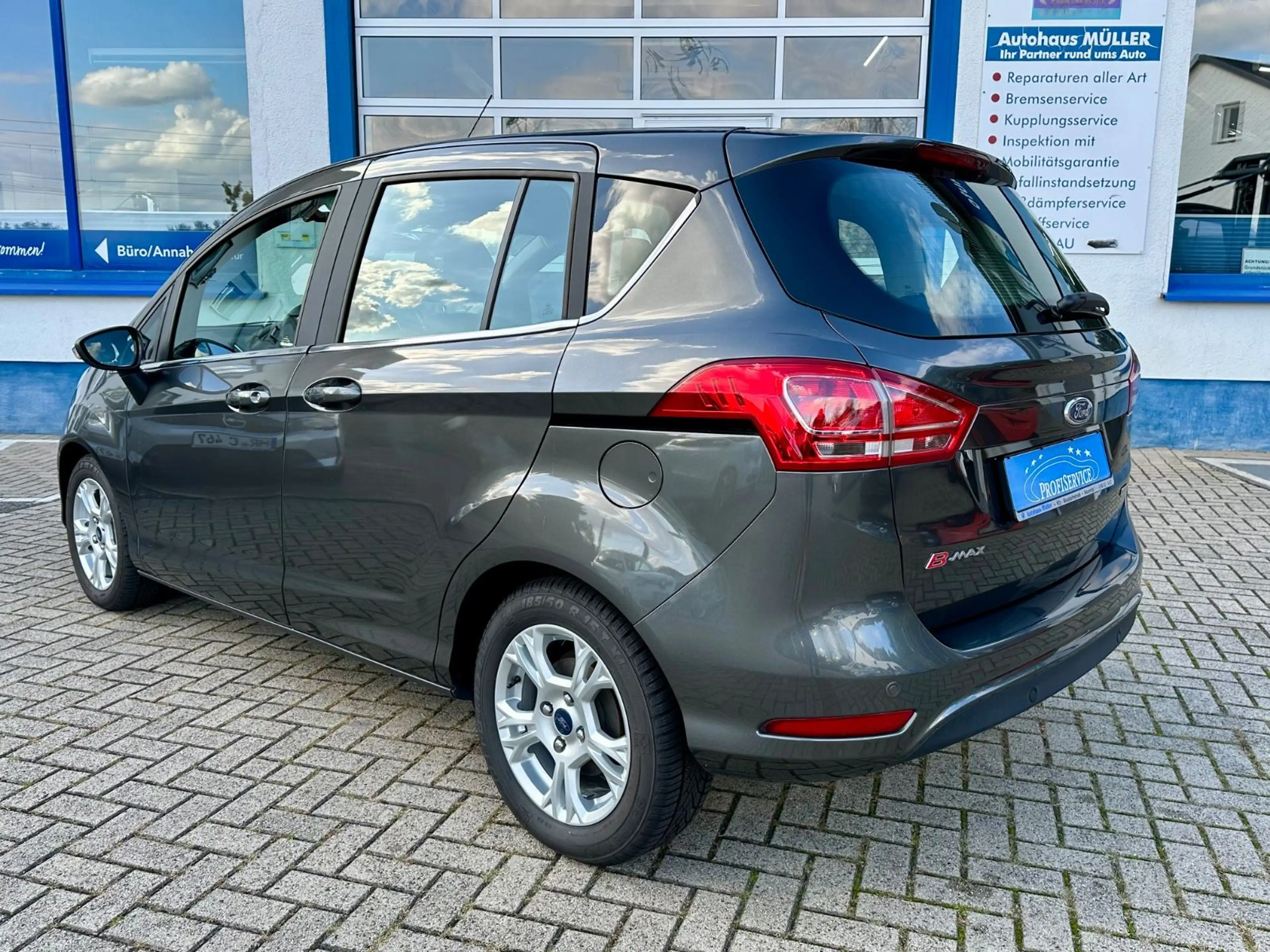 Ford B-Max 1,0 EcoBoost, Titanium, Navi, Winter-Paket — photo 6
