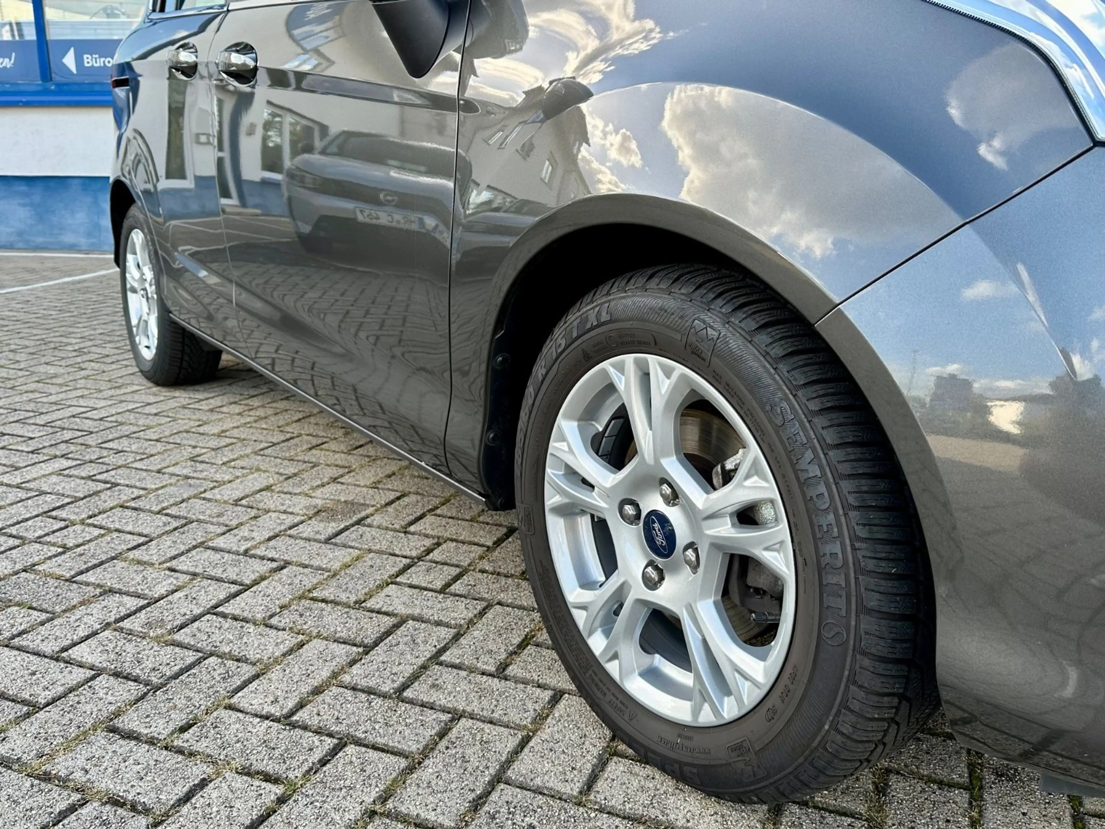 Ford B-Max 1,0 EcoBoost, Titanium, Navi, Winter-Paket — photo 5