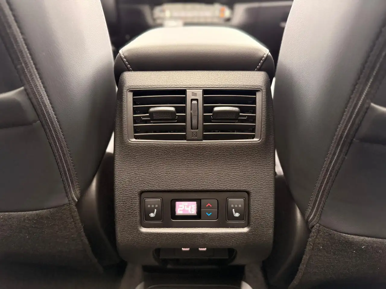 Mitsubishi Outlander снимка Mitsubishi Outlander