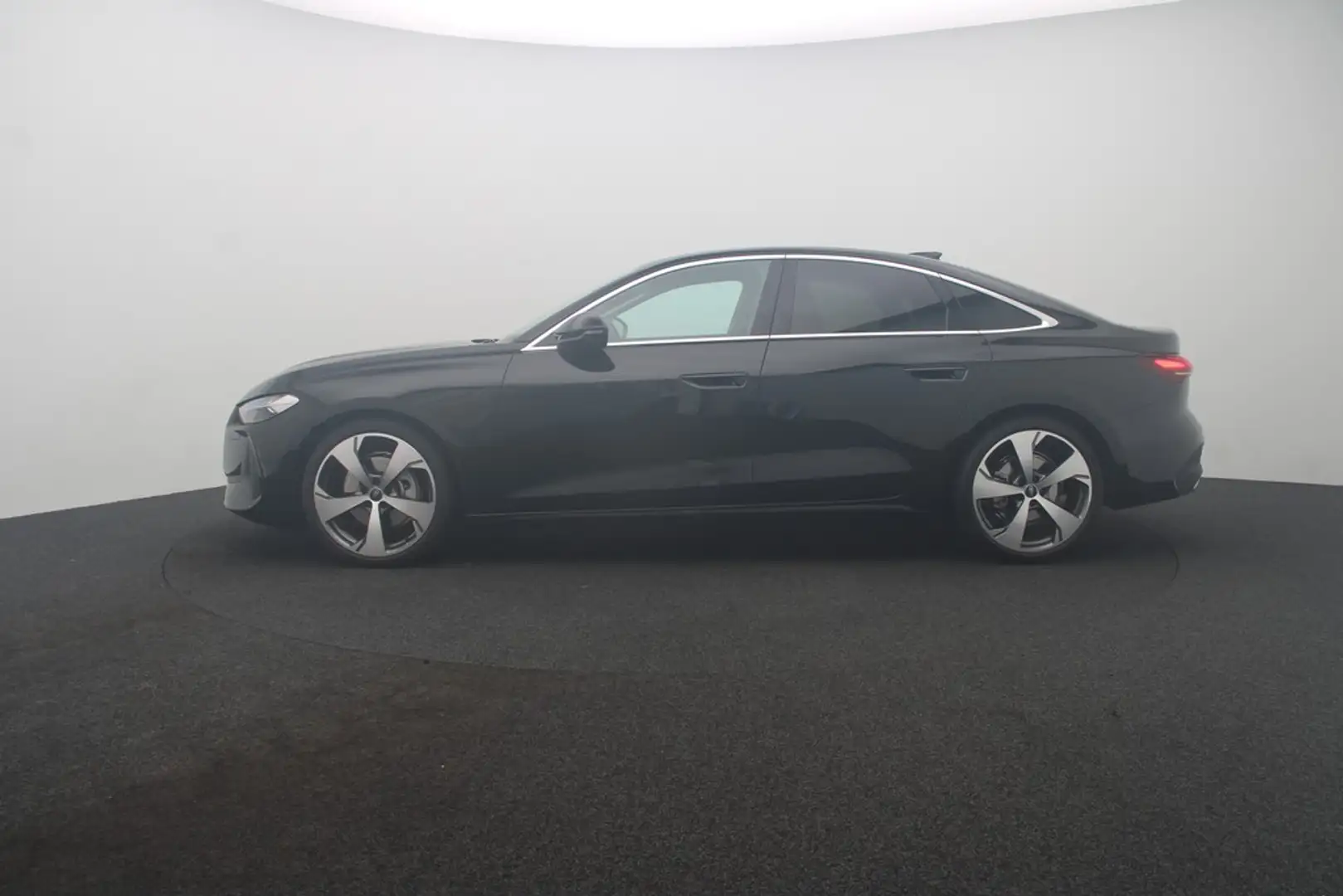 Audi A5 Lim. TFSI . Virt.Cockpit LED Navi ACC AHK Schwarz - 2