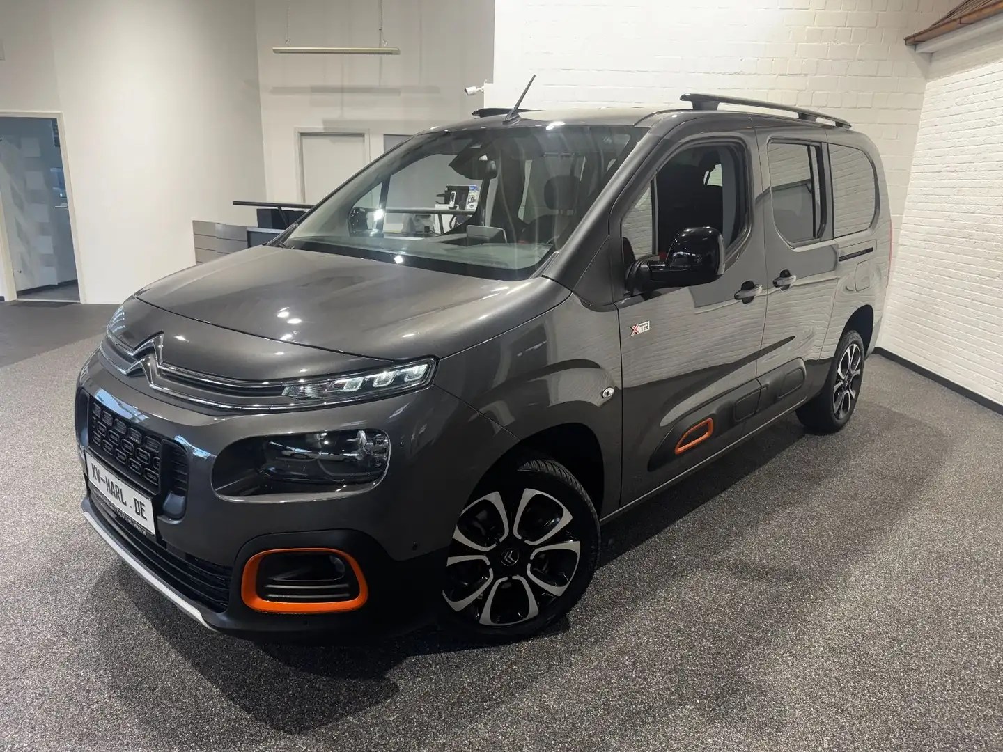 Citroen Berlingo XL AUTOMATIK XTR 7 SITZER ALLWETTER Grau - 2