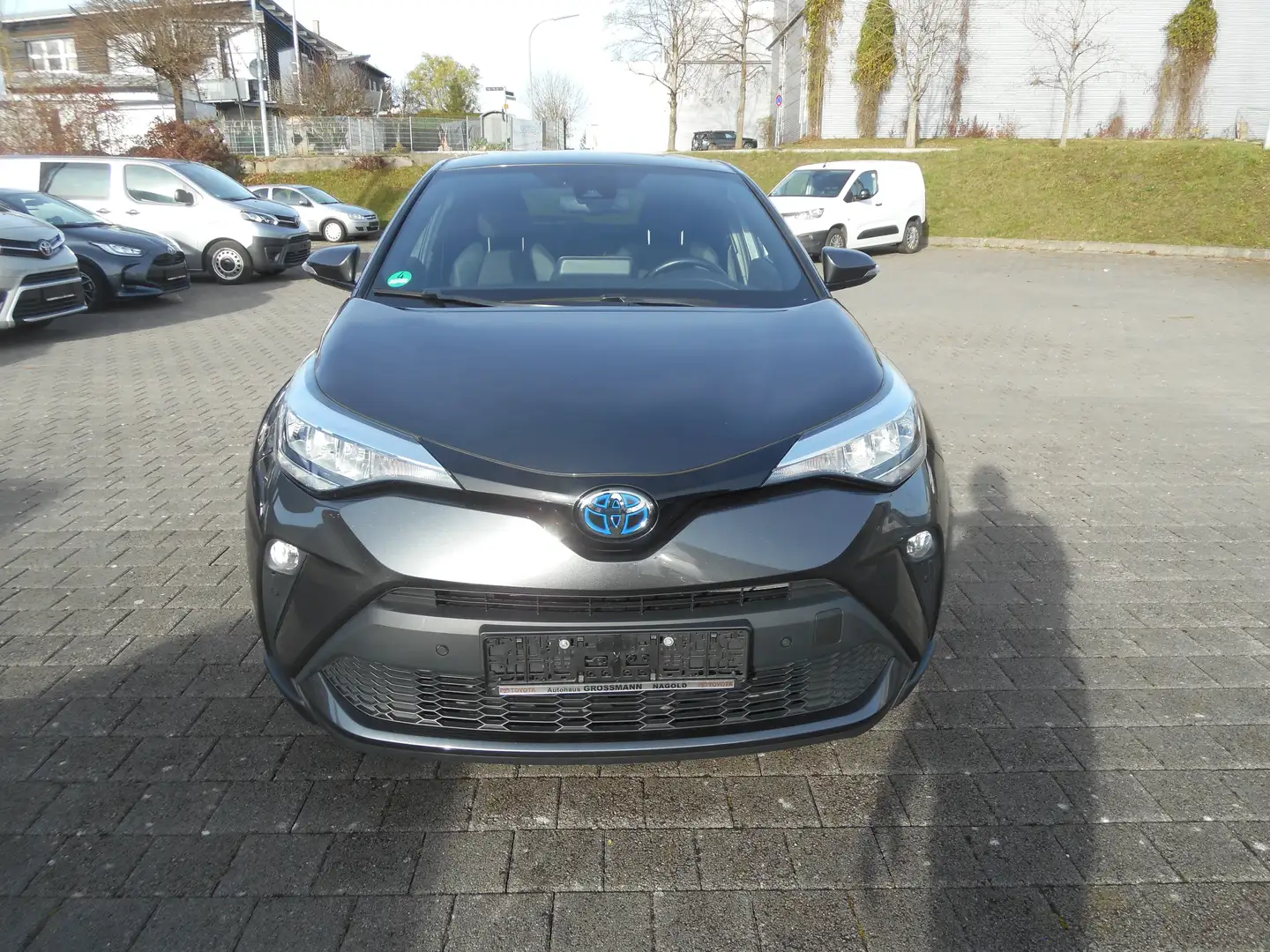 Toyota C-HR Hybrid Team D Navi Toyota SafetySense EPH SH BiLED Grijs - 2