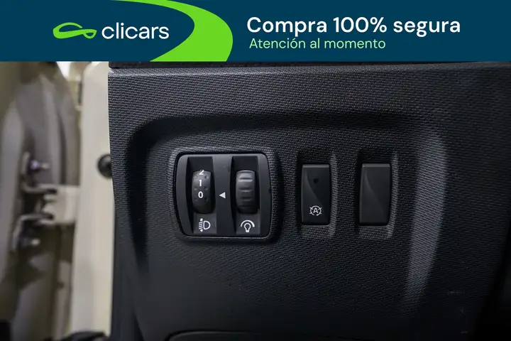 Renault Captur 1.5 dCi Energy eco2 S&S Zen 2015, foto 25