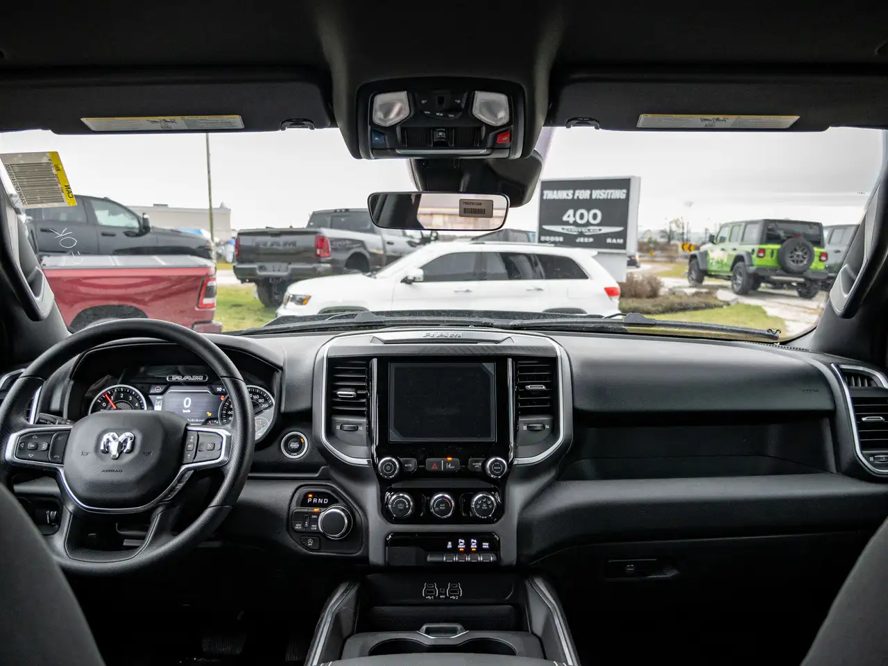 RAM 1500 снимка RAM 1500